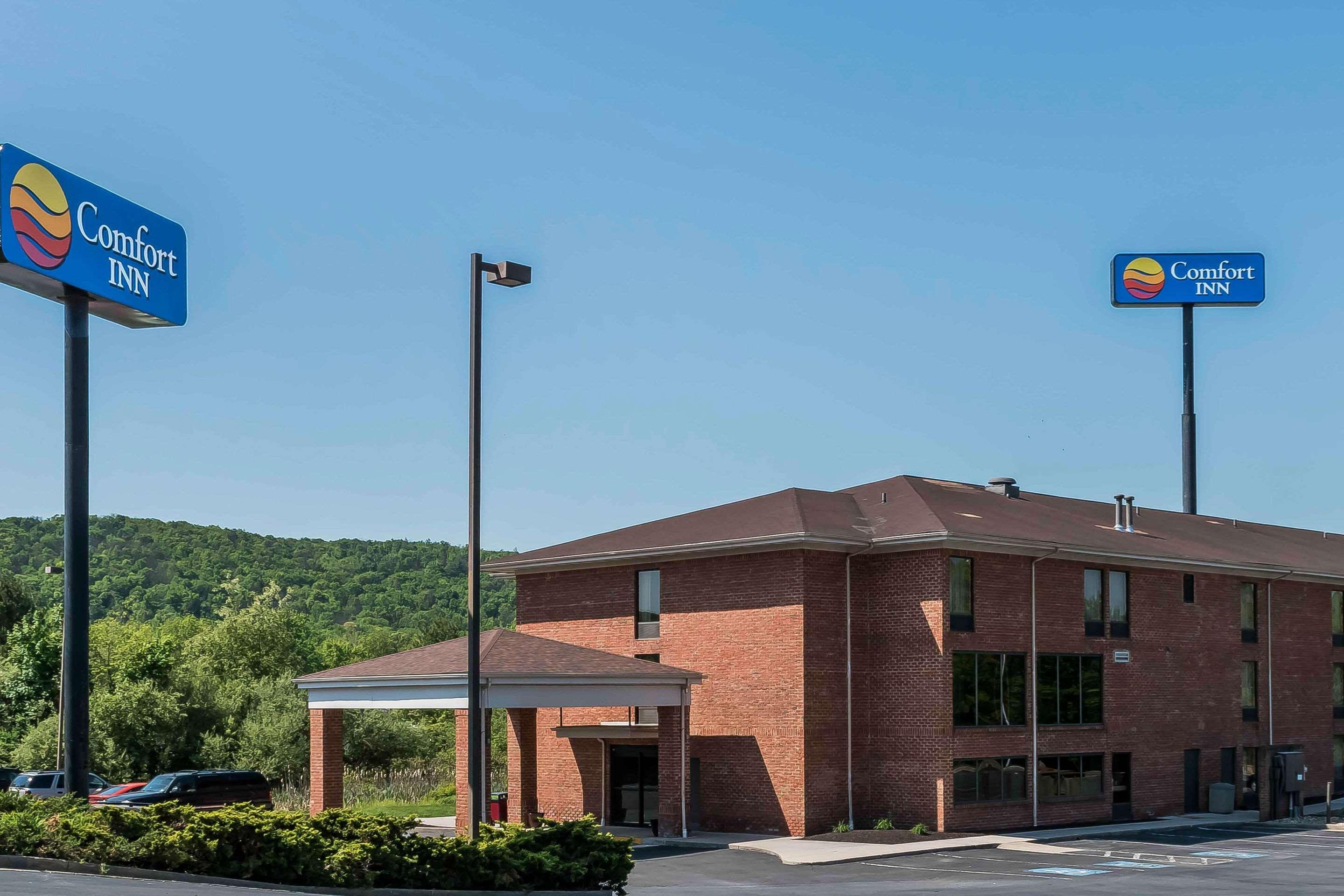 Comfort Inn Pine Grove I-81 Hershey Area Exterior photo